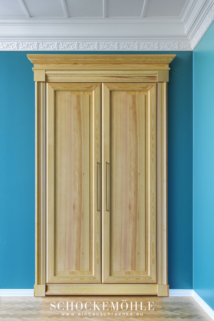 SE28-Echtholz Einbauschrank